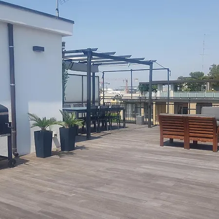 Luxury With Terrace - Napoli 35 Apartmán *