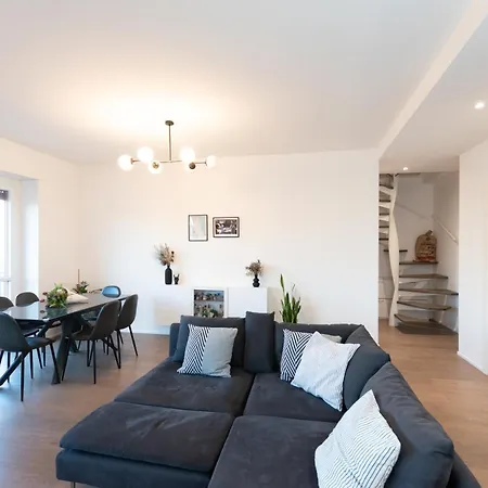 Luxury With Terrace - Napoli 35 Apartmán *