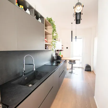 Luxury With Terrace - Napoli 35 Apartmán *